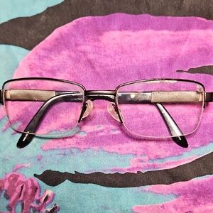 Carrea Frames